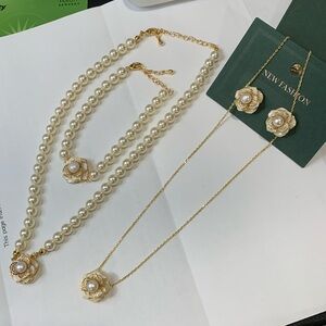 4pc set Pearl enamel camellia series necklace earrings bracelet